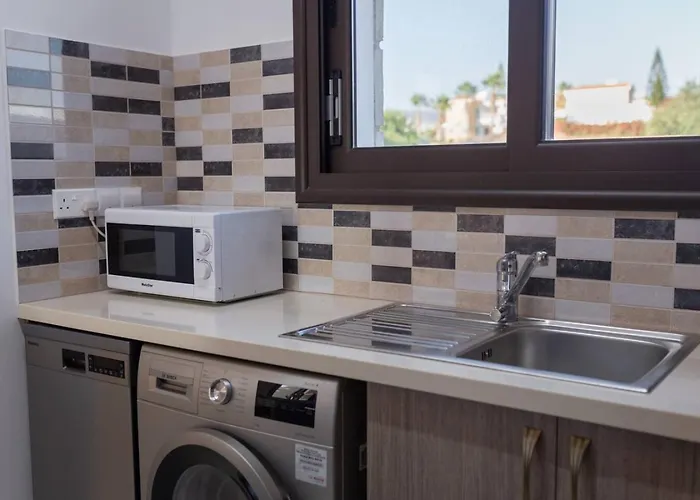 Townhouse Lotus - Modern 2-br Retreat Near The Casa vacanze