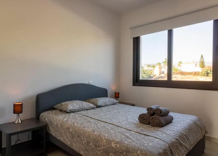 Casa vacanze Townhouse Lotus - Modern 2-br Retreat Near The Peyia
