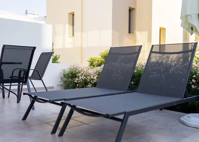 Casa vacanze Townhouse Lotus - Modern 2-br Retreat Near The *