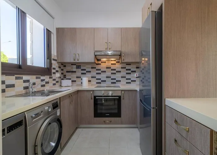 Townhouse Lotus - Modern 2-br Retreat Near The Casa vacanze