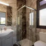 Townhouse Lotus - Modern 2-br Retreat Near The