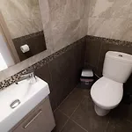 Townhouse Lotus - Modern 2-br Retreat Near The Holiday home Peyia