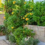 Holiday home Townhouse Lotus - Modern 2-br Retreat Near The