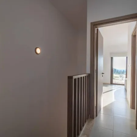 Townhouse Lotus Πέγεια